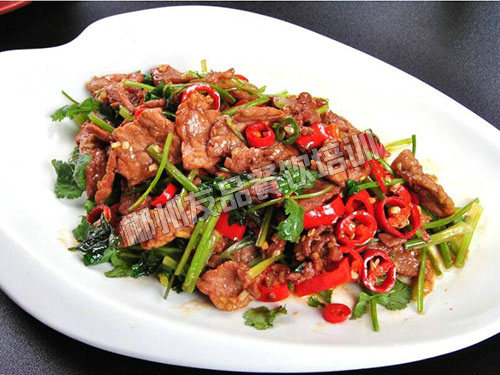 芹菜牛肉